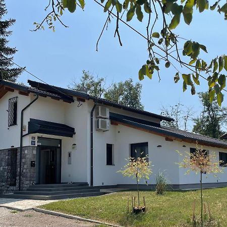 Pampas Apartments Mreznica Duga Resa Eksteriør billede