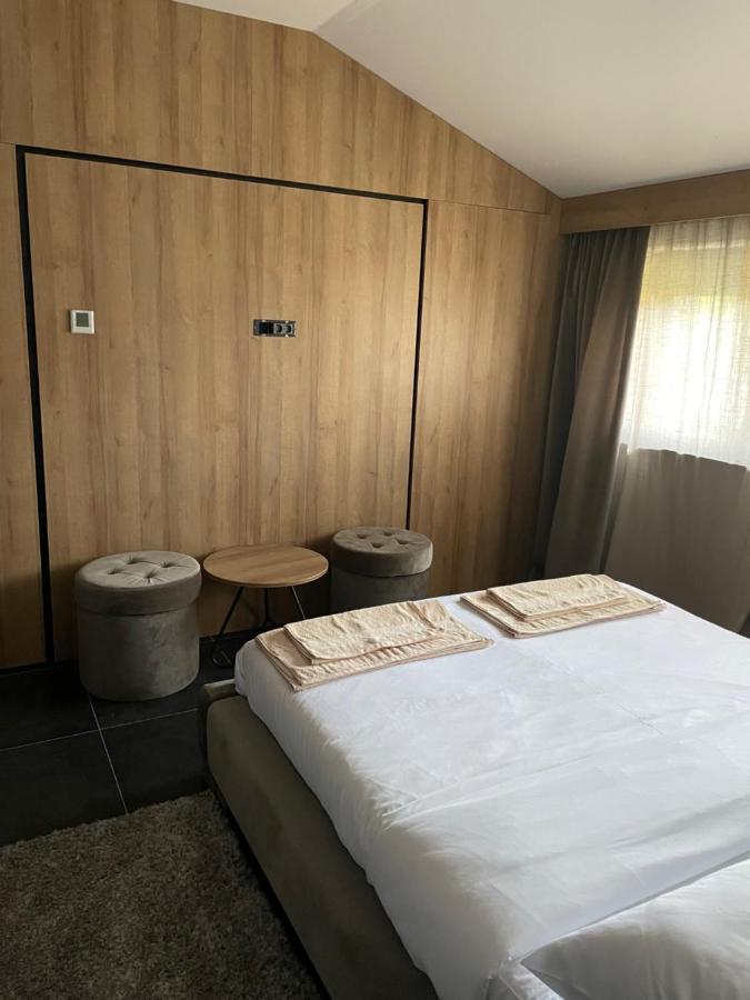 Pampas Apartments Mreznica Duga Resa Eksteriør billede
